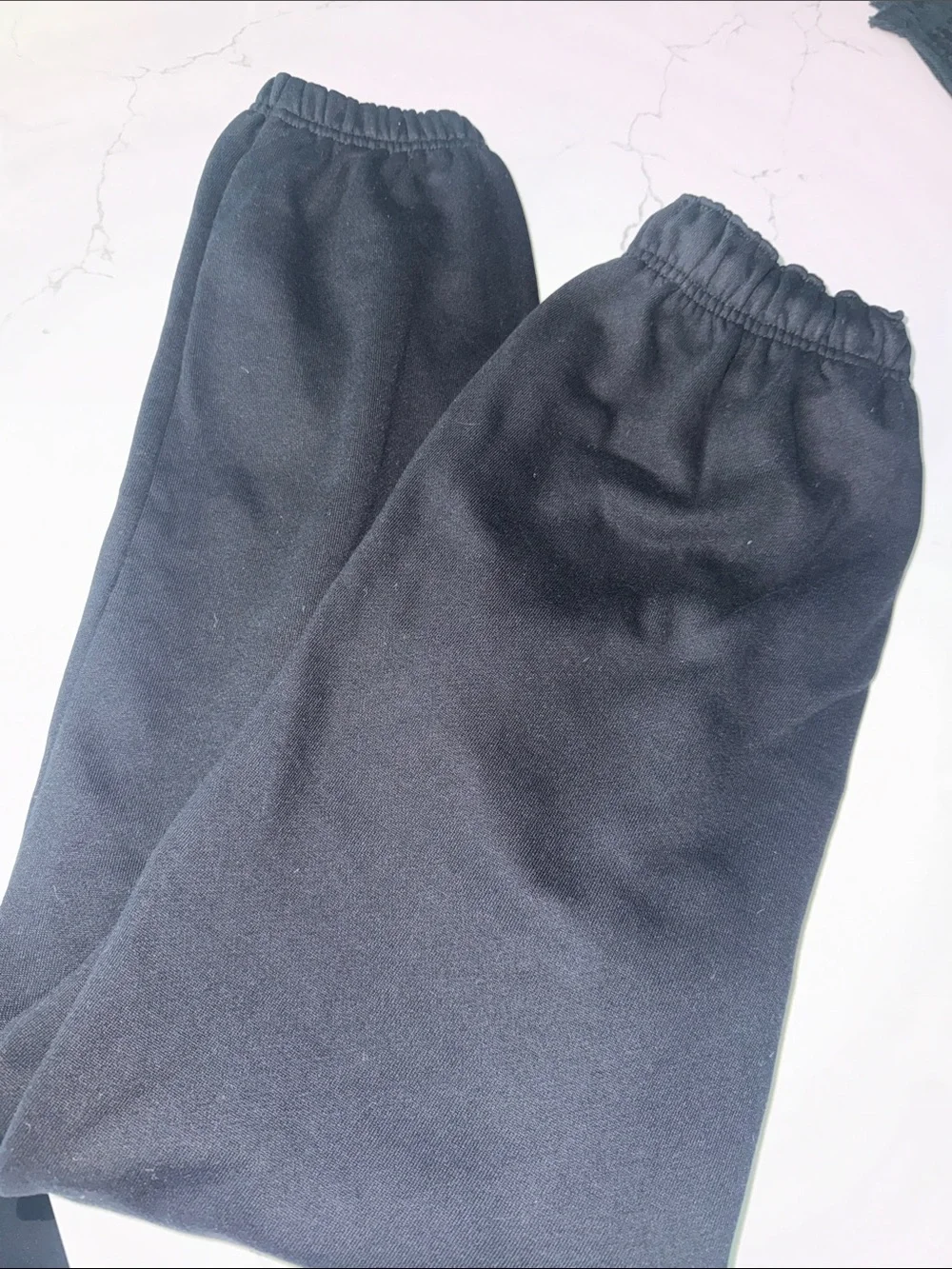 ALO Yoga Black Drawstring Joggers with Logo
